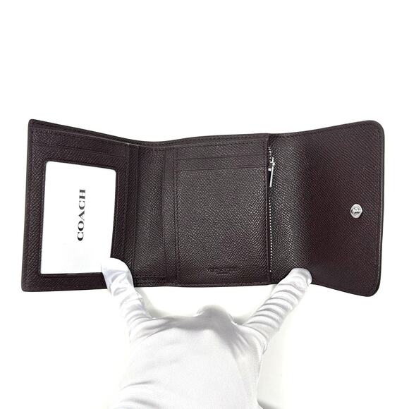 Coach Small Trifold Wallet Chalk White Black Multi Leather CF446 - Picture 4 of 9